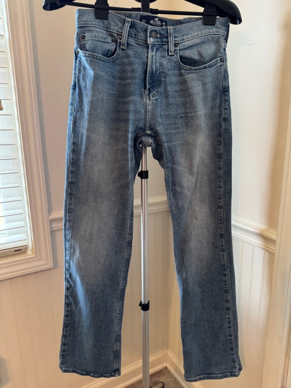 Hollister Men's Medium Light Blue Bootcut Epic‎ Flex Jeans Size 28x30